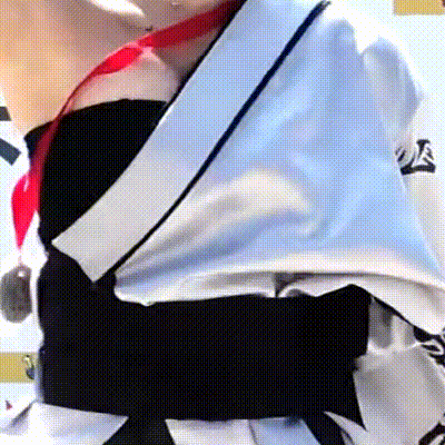 おっぱいを揺らしながらよさこいを踊る子の乳揺れ・おっぱいgif画像